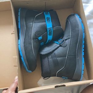 Ugg snow boots